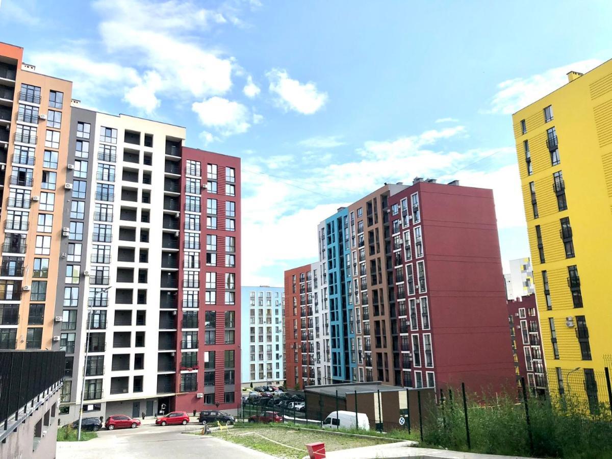 Osapart Hotel In A Complex Semycvit 2 Leopoli Esterno foto