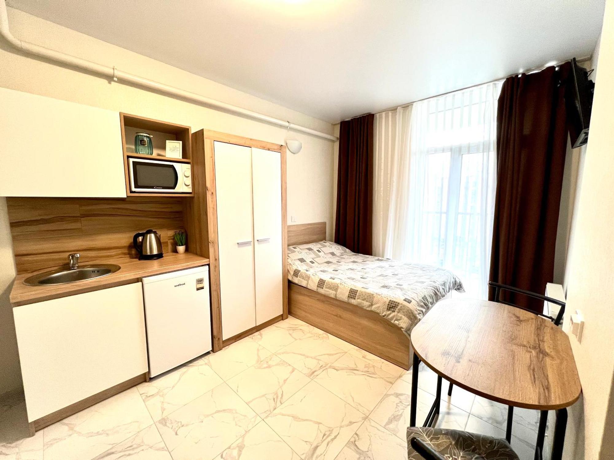 Osapart Hotel In A Complex Semycvit 2 Leopoli Esterno foto